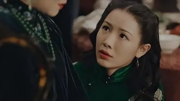 《传家》同样是出身高贵的豪门千金，为何易钟秀活得最清醒？