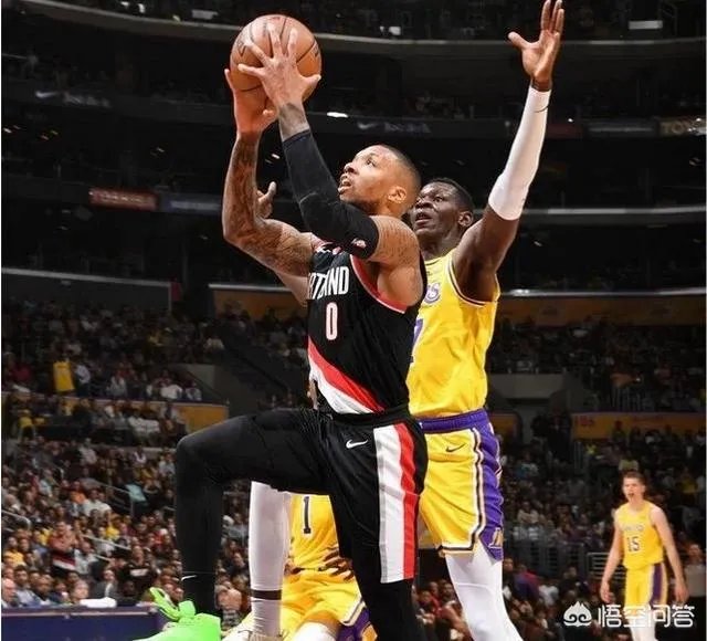 哈克莱斯26+8压哨绝杀，波普32分，湖人不敌开拓者，怎样评价本场比赛？