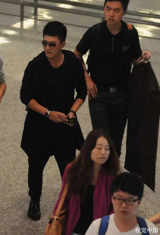 杜淳出道后，谈过的圈内女友都有谁？