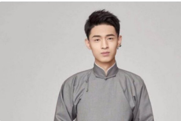 秦霄贤的家庭背景到底有多好?