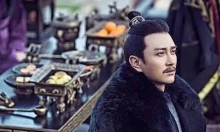 关于曹植是怎么死的，当时在民间共有着哪三种传言？