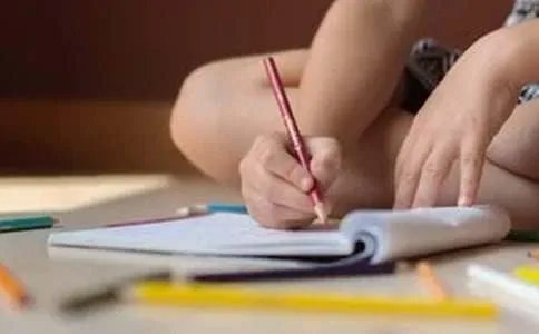 美在路上的作文