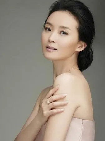 富豪王志才：紫禁城边有豪宅，娶“晴格格”做老婆，现在过得怎么样？