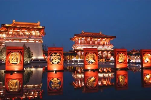 西安婚纱照哪家好  西安哪里拍婚纱照好看