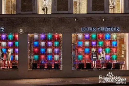 店铺橱窗设计展示7秒原则