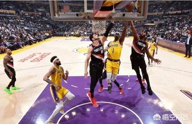 哈克莱斯26+8压哨绝杀，波普32分，湖人不敌开拓者，怎样评价本场比赛？