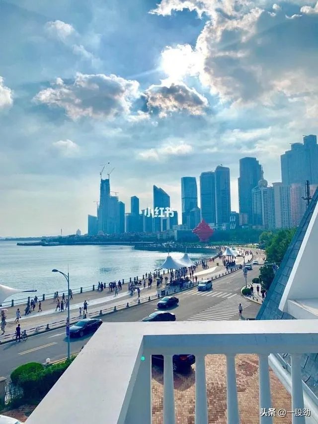 在青岛大家收入都多少,青岛真的值得待下去吗?