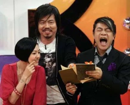 宋丹丹儿子宣布“出柜” 盘点公开宣布同志身份的明星们