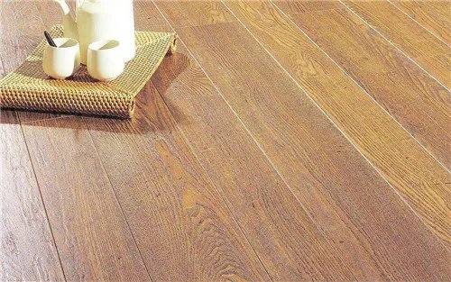 大卫地板是几线品牌 地板保养方法有哪些