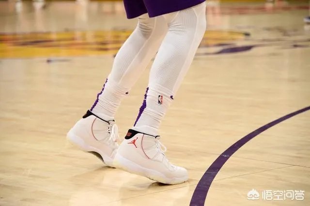 Air Jordan 11 紫白适合打球吗