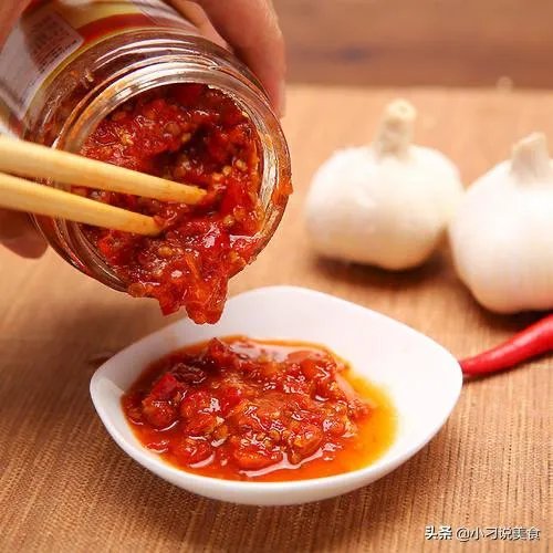 蒜蓉酱为什么是绿的