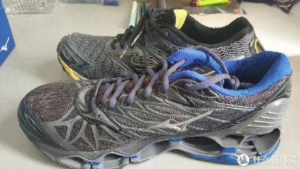 美津浓预言7,蜜糖/砒霜的代表作,跑鞋评测及大体重跑步的心得谏言