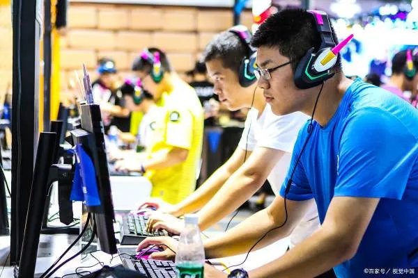 魔兽世界达拉然巨坑的传送门怎么学啊