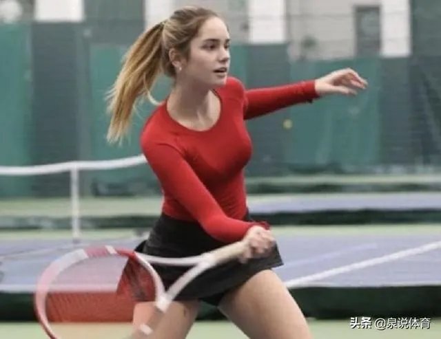 15岁的网球少女麦基瑞恩为何会迅速在美国蹿红呢？