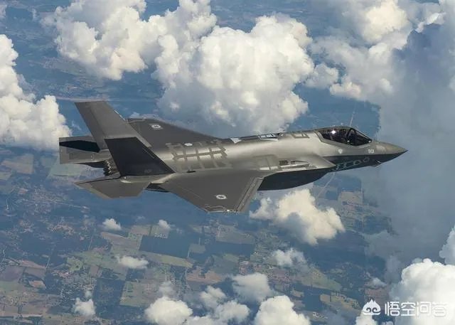 美国的F22和F35都是五代机，它们都有哪些相同点，又有何区别？