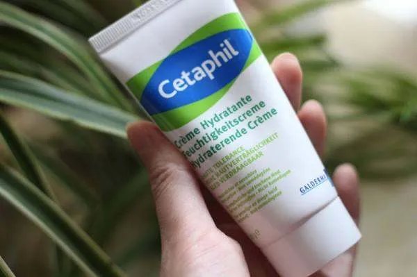 丝塔芙洗面奶怎么样？