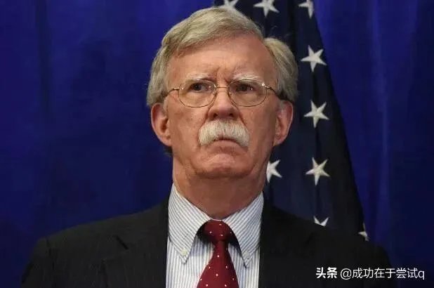 你对亚裔记者遭特朗普针对“死多少你得问中国”行为如何评价？