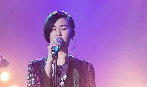 谭维维爱情事业双丰收，她是有多幸运？