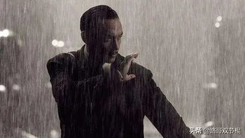 泰拳和孟村八极拳哪个厉害？