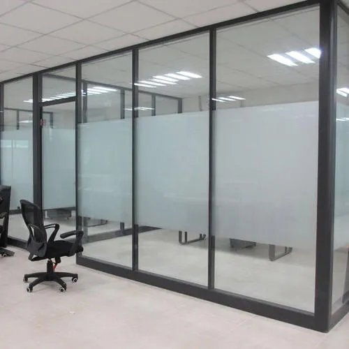 粘在玻璃上的贴纸怎么去掉