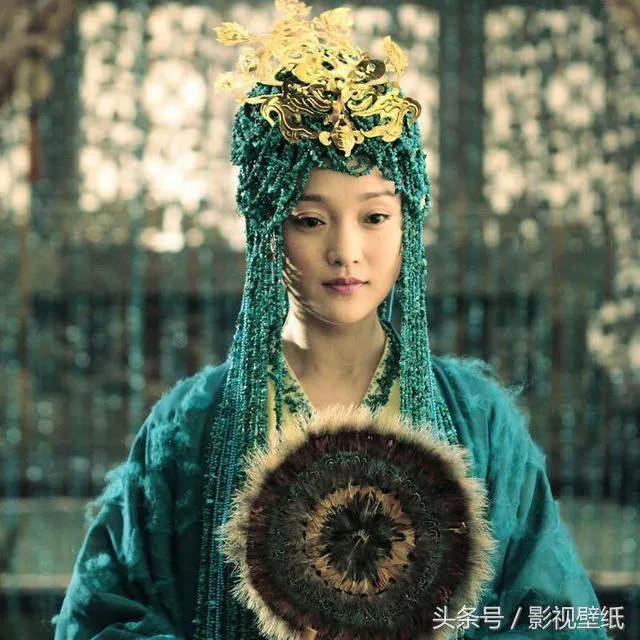 为什么瘦小的周迅出演过那么多的大美女却没有争议？