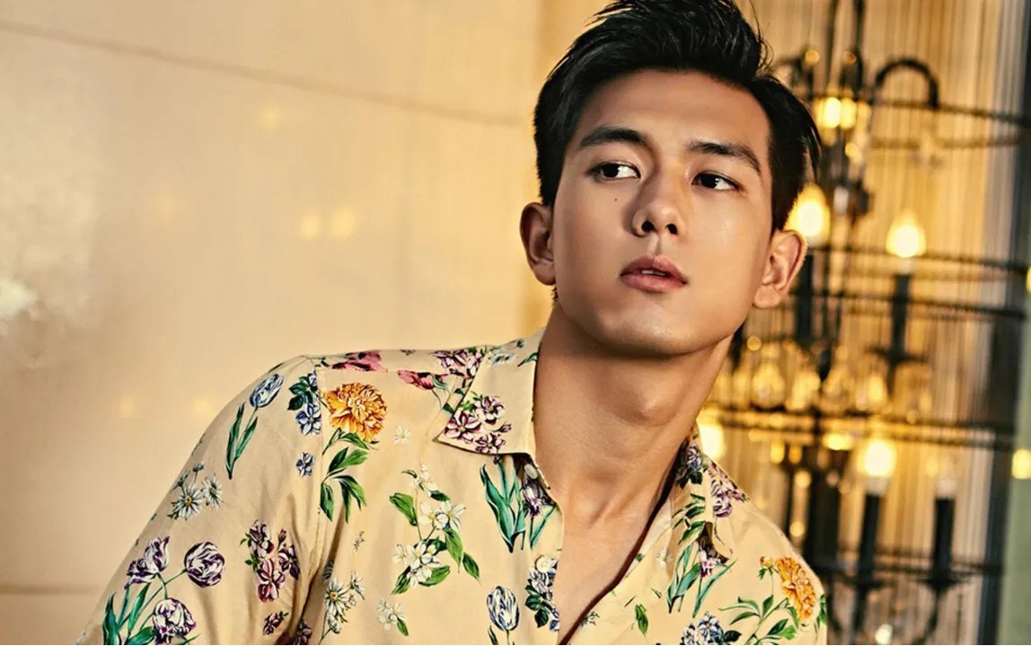 陈伟霆直播自己手动剃寸头，发型对男人的颜值有多加分？