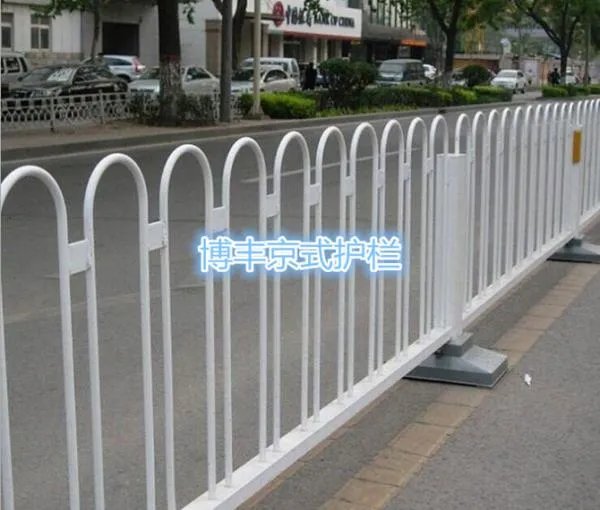城市道路护栏多少钱一米