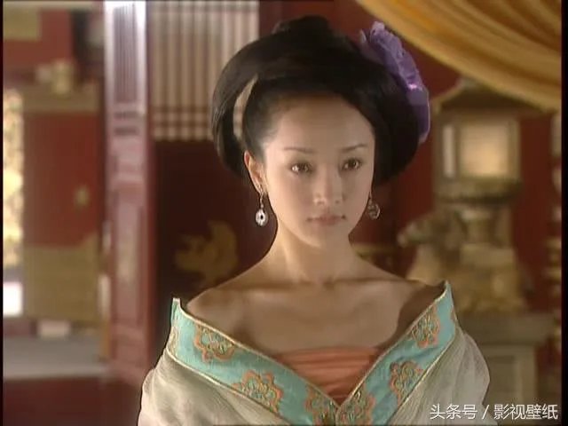 为什么瘦小的周迅出演过那么多的大美女却没有争议？