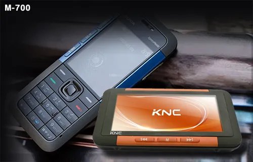 KNC M-700  PK  诺基亚音乐手机5310