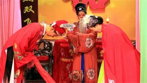 算命婚姻配对准吗 生辰八字算命婚配是否可信