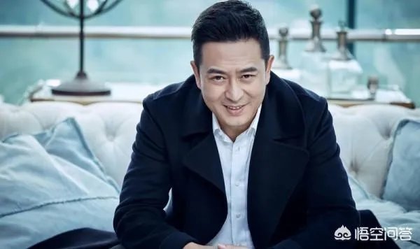 张嘉译走路自己知道吗