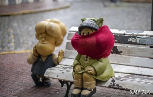 英国宣布延长封锁至少三周，你怎么看？