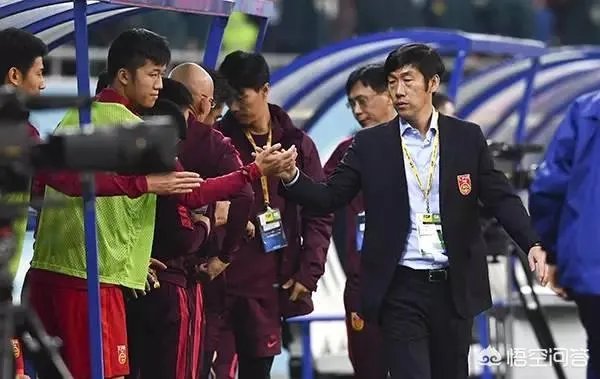 在世界范围内，高洪波是一个什么档次的教练？