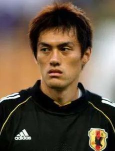 楢崎正刚的个人简介