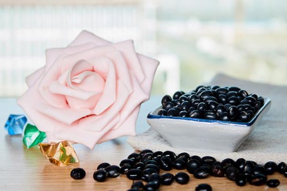 醋泡黑豆的功效与作用是什么