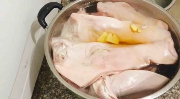 家常煮猪头的做法大全