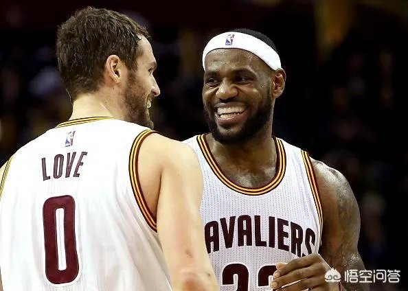 冲击总冠军！科沃尔一年260万加盟雄鹿！没人愿意跟詹姆斯做第二次队友？你怎么看？