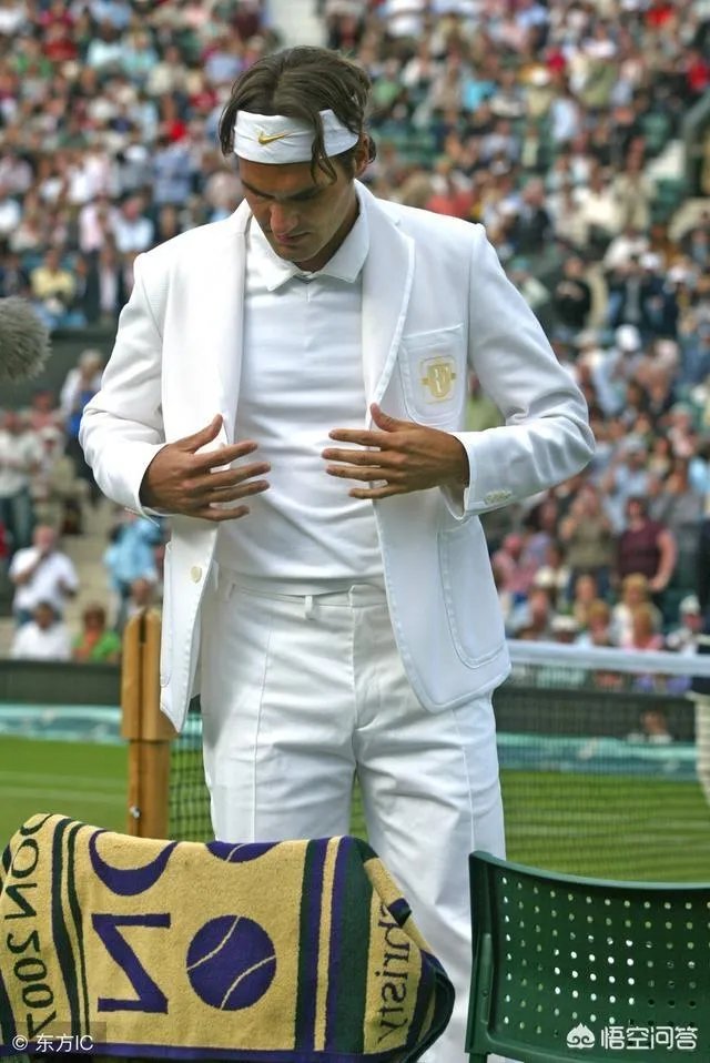 温网第一周过去了，费德勒卫冕有哪些优势和劣势？