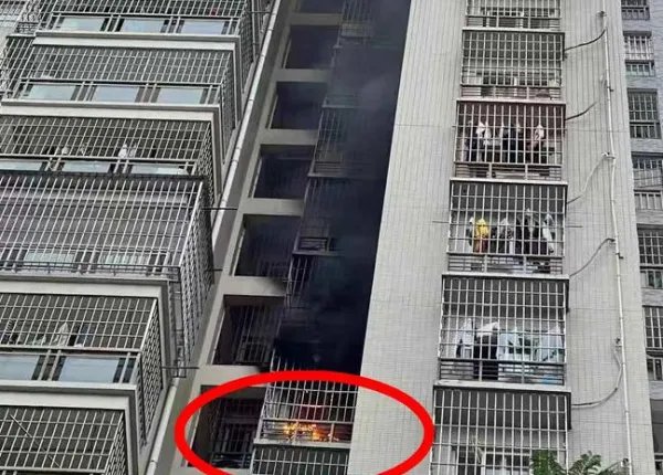 福州闽侯一居民家中突发大火,是否有造成人员伤亡?