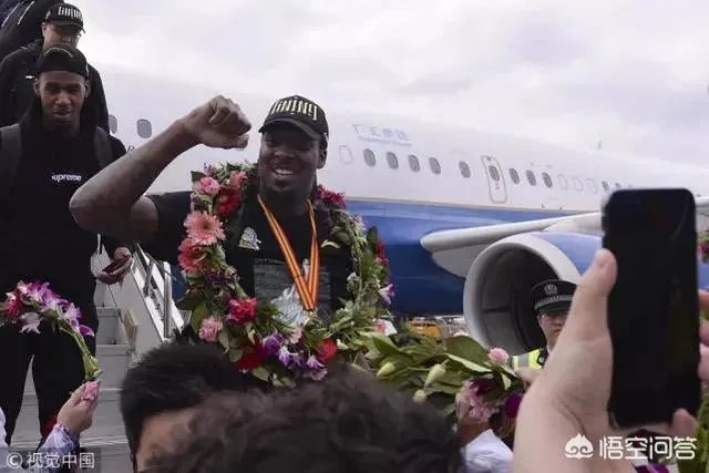 布拉切奉劝韦德最好别去新疆男篮，你如何看？