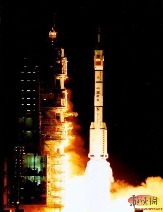 回顾13年的飞天之旅：揭秘神舟系列飞船历程