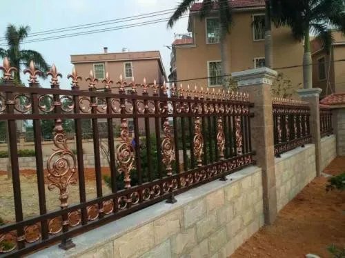 自制农村小庭院围栏有哪些设计要点