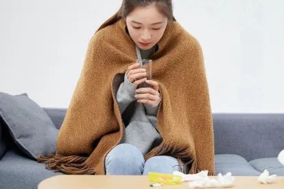 新冠畏冷怎么回事怎么办