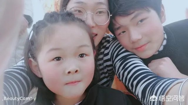 你们的好朋友结婚生子之后，跟你视频的时候会把手机对着孩子跟你聊天吗？