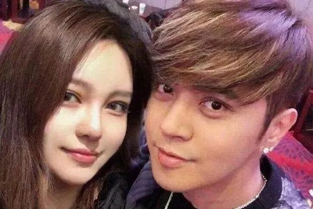 现在罗志祥人设崩塌了，我该把以前学会的罗志祥的歌忘掉吗？