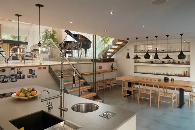 嫂子家的复式楼我一点也不羡慕，但是楼梯真的让我嫉妒