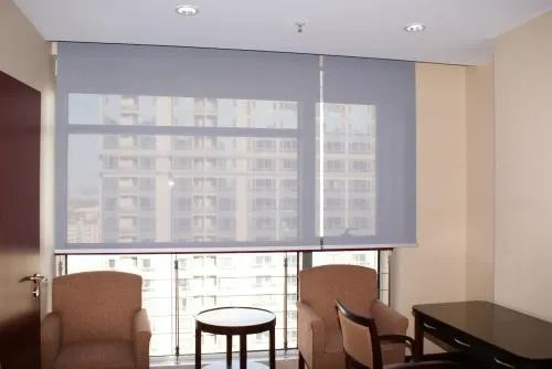 办公室窗帘选择技巧  适合办公室挂的窗帘有哪些