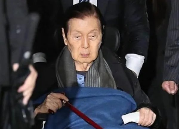 乐天创始人和朴槿惠之间有什么牵连?