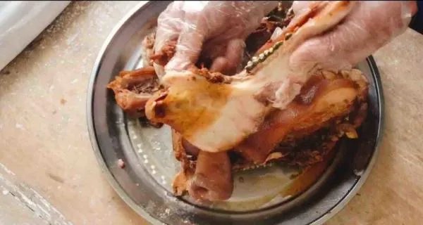 家常煮猪头的做法大全