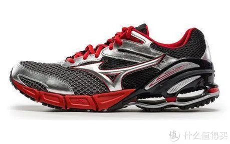 美津浓预言7,蜜糖/砒霜的代表作,跑鞋评测及大体重跑步的心得谏言